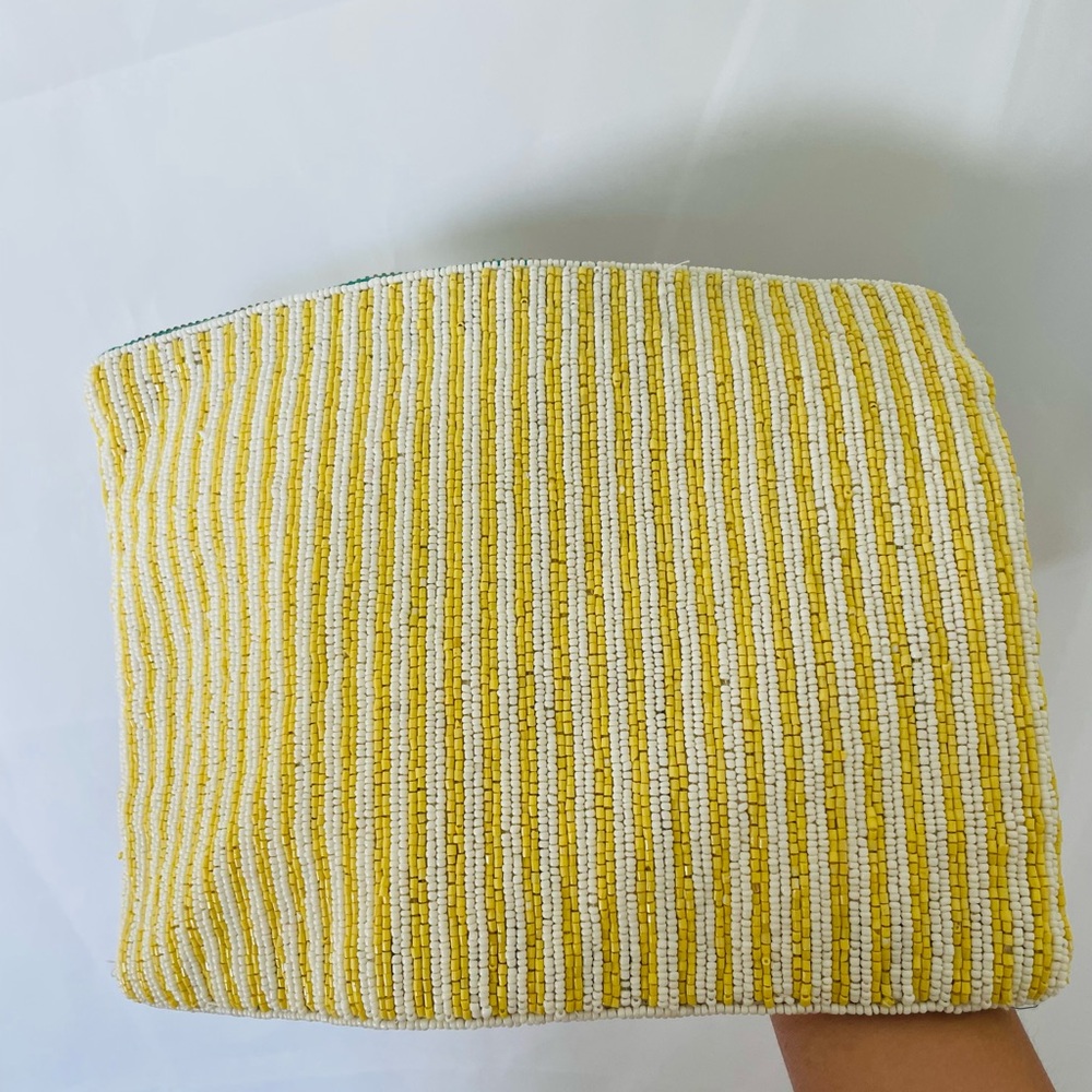 NWT $88 Anthropologie Yellow Lattice Floral The Fiona Large Beaded Pouch - Picture 4 of 5